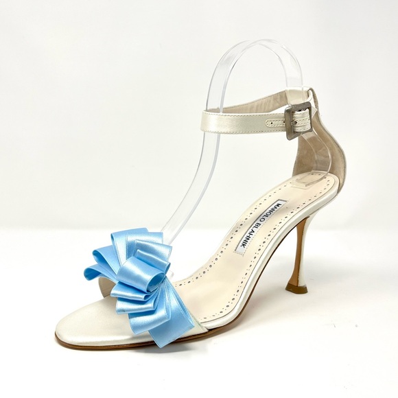 Manolo Blahnik Vinkaos Sandals Heels White Ivory Satin Blue Bow Bridal 40 10 - Picture 11 of 11